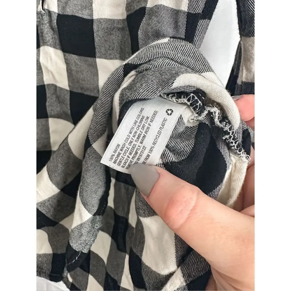 Universal Thread Top - Picture 9 of 12